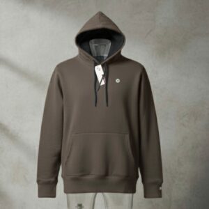 মডার্ন স্টাইলের শীতের হুডি