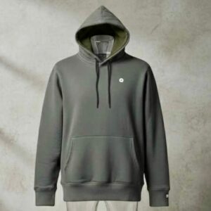 মডার্ন স্টাইলের শীতের হুডি